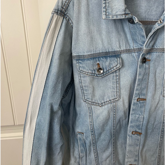 Friends jeanjacket - Picture 5 of 5